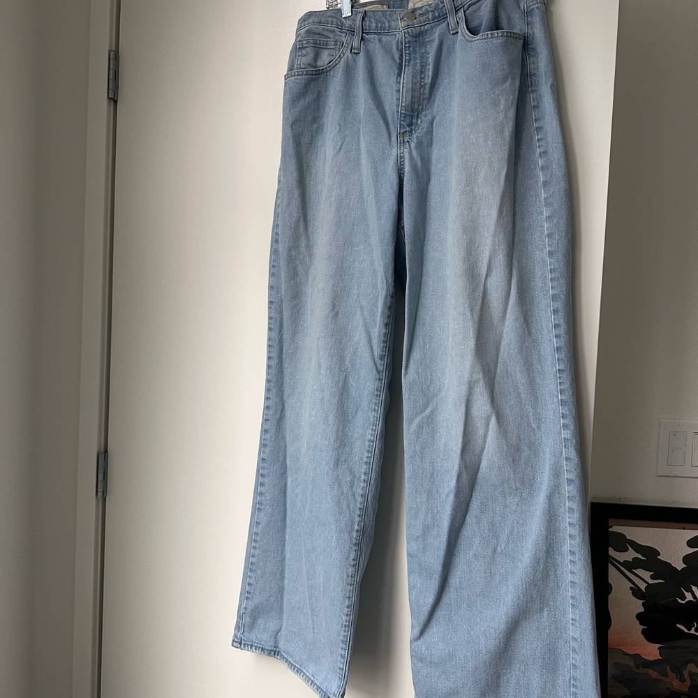 Universal Thread Light Blue wide leg Jeans